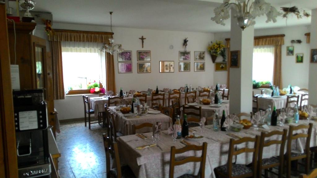 Rifugio Monte Baldo Hotel Avio Ruang foto