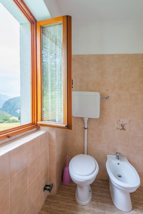 Rifugio Monte Baldo Hotel Avio Bagian luar foto